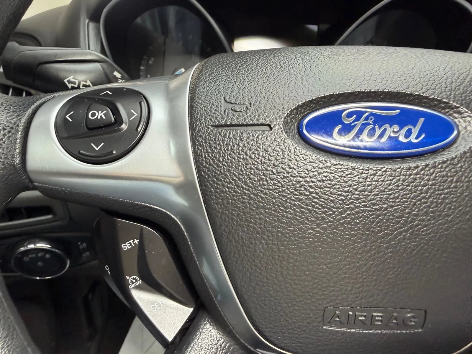 Used 2014 Ford Focus SE FWD image 29