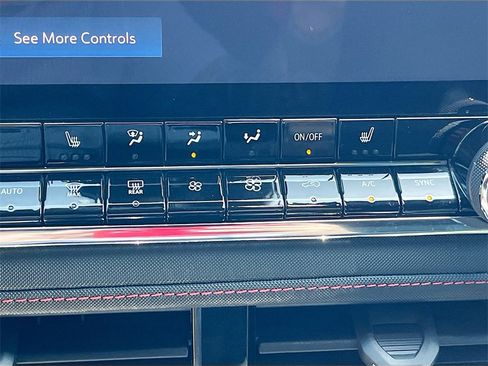 Used 2023 Chevrolet Colorado Z71 w/ Z71 Convenience Package 2 image 15