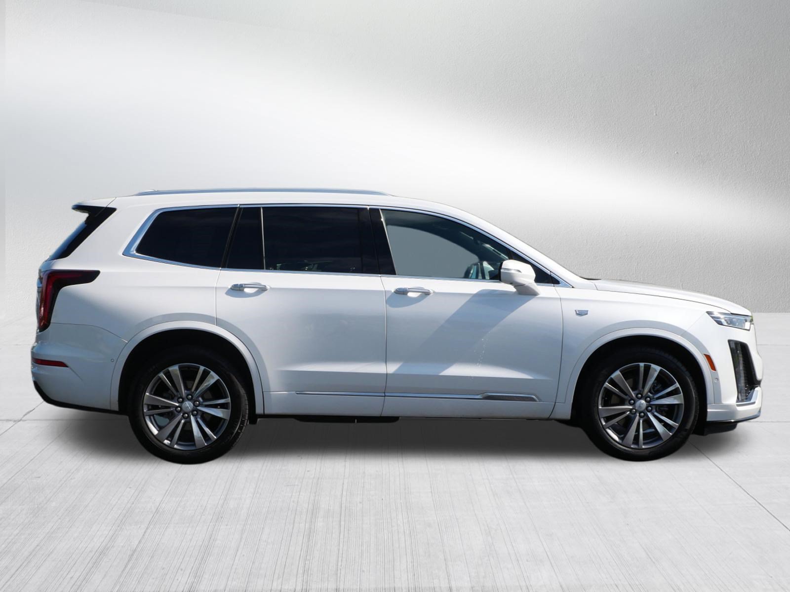 Certified 2024 Cadillac XT6 Premium Luxury w/ Technology Package AWD/4WD image 6