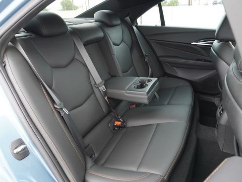 Used 2024 Cadillac CT4 Sport RWD image 9
