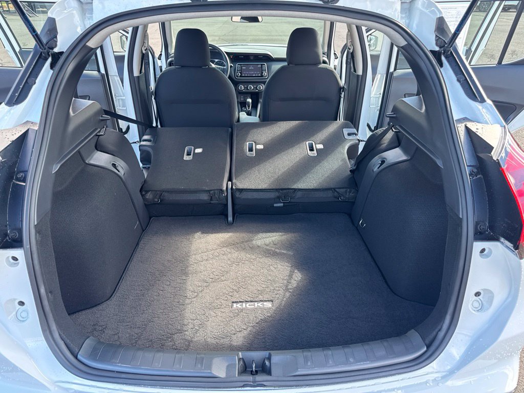 Used 2025 Nissan Kicks Play S FWD image 16
