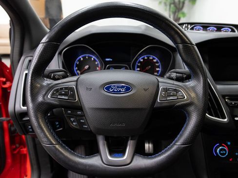 Used 2018 Ford Focus RS image 16