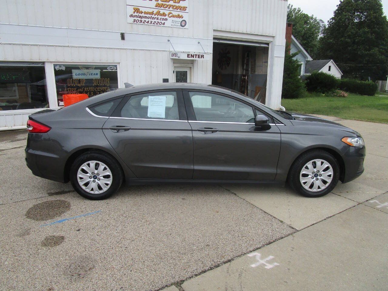 Used 2020 Ford Fusion S FWD image 6