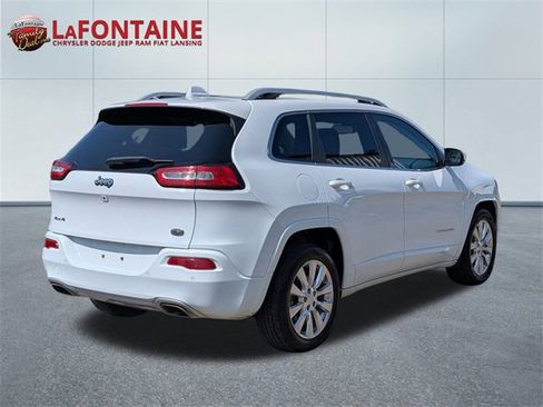 Used 2018 Jeep Cherokee Overland image 5