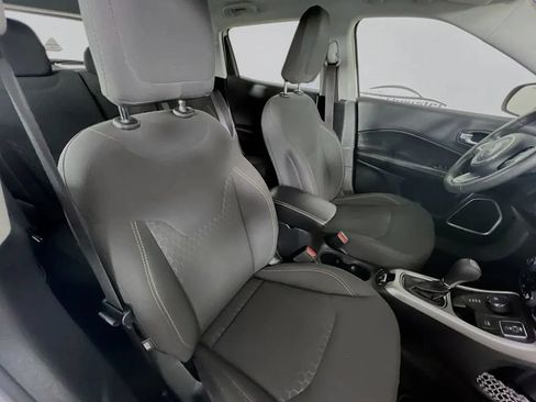 Used 2019 Jeep Compass Sport AWD/4WD image 27