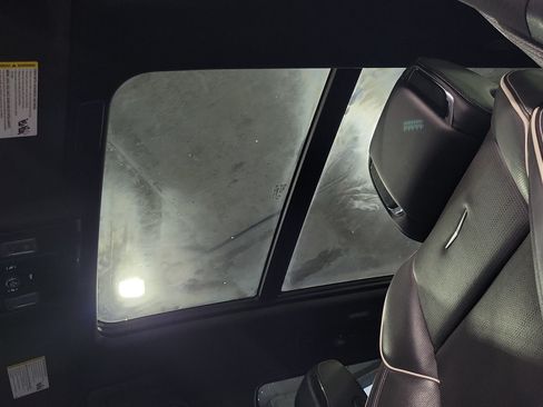 Used 2024 Cadillac Escalade Sport AWD/4WD image 21