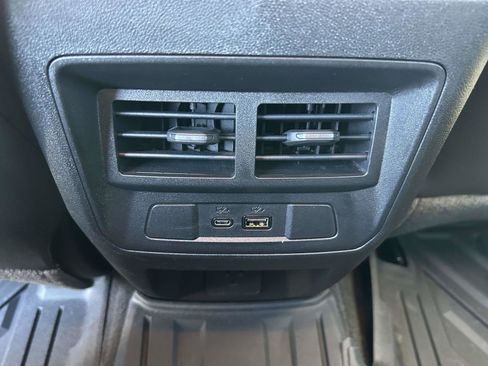 Used 2024 GMC Canyon AT4X image 17