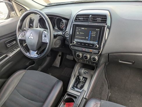 Used 2024 Mitsubishi Outlander Sport SE image 32