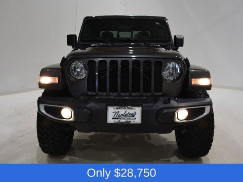 Used 2021 Jeep Gladiator Sport image 2