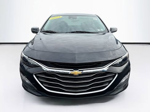 Used 2023 Chevrolet Malibu LT FWD image 2