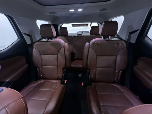 Used 2020 Chevrolet Traverse High Country image 37