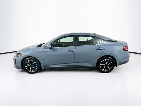 Used 2025 Nissan Sentra SV w/ Trunk Package FWD image 4