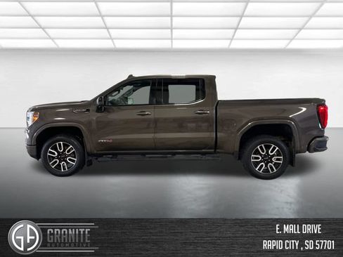 Used 2019 GMC Sierra 1500 AT4 w/ AT4 Preferred Package AWD/4WD image 3