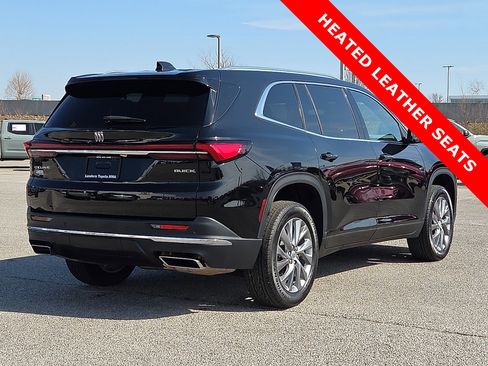 Used 2025 Buick Enclave Preferred image 5