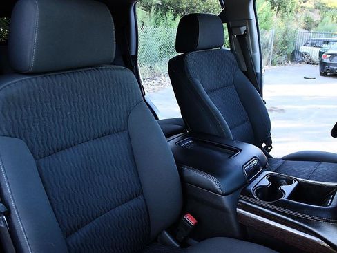 Used 2015 GMC Yukon SLE w/ Convenience Package RWD image 20