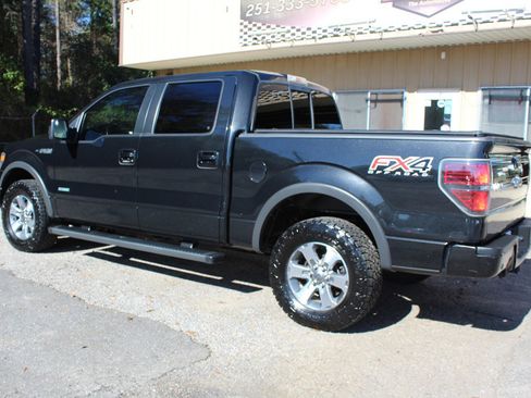 Used 2014 Ford F150 FX4 w/ Equipment Group 402A Luxury image 17