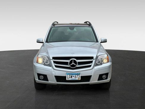 Used 2010 Mercedes-Benz GLK 350 4MATIC image 2