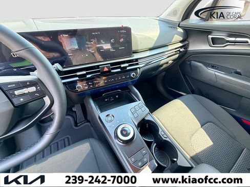 New 2026 Kia Sportage LX image 24