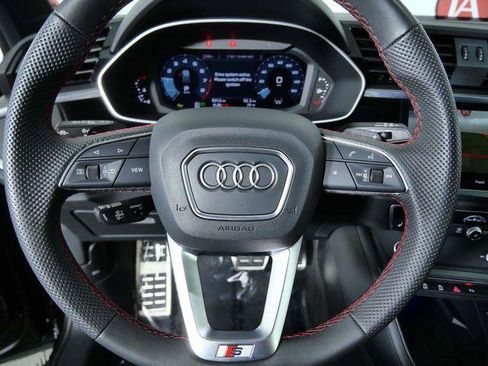 Certified 2025 Audi Q3 2.0T Premium Plus w/ Premium Plus Package AWD/4WD image 24