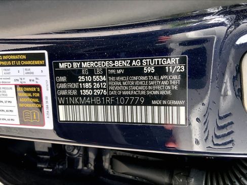 Used 2024 Mercedes-Benz GLC 300 4MATIC image 37