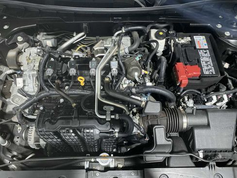 Used 2022 Nissan Altima 2.5 SV FWD image 9