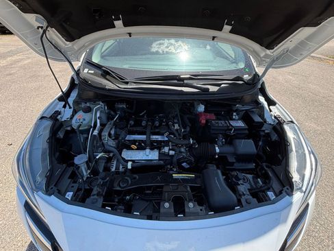 Used 2025 Nissan Versa SV FWD image 30