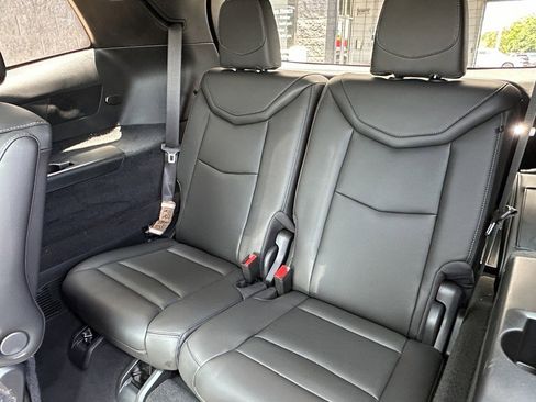 Used 2025 Cadillac XT6 Sport w/ Technology Package image 25