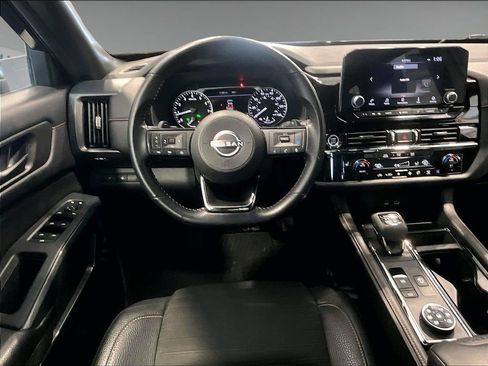 Used 2023 Nissan Pathfinder Rock Creek image 17