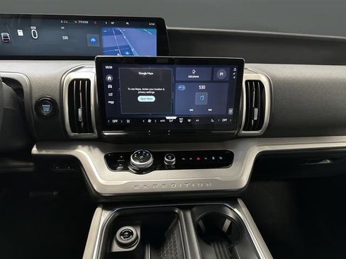 New 2025 Ford Expedition Max Active image 9