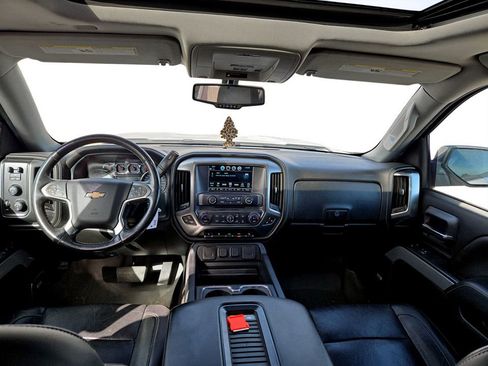 Used 2018 Chevrolet Silverado 1500 LTZ Z71 w/ Redline Edition image 13