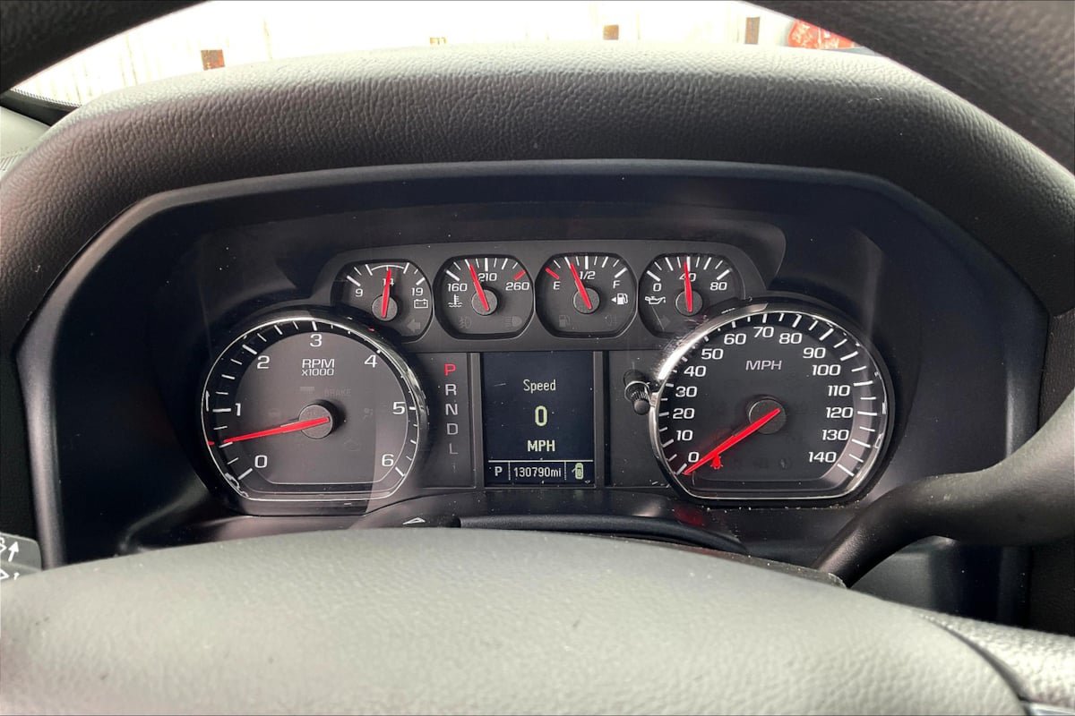 Used 2018 GMC Sierra 1500 2WD Regular Cab image 17