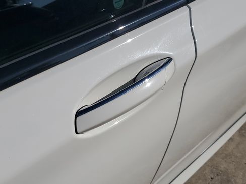 Used 2016 BMW 750i RWD image 10