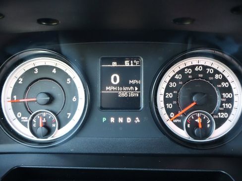 Used 2015 RAM 1500 Tradesman w/ Power & Remote Entry Group AWD/4WD image 27