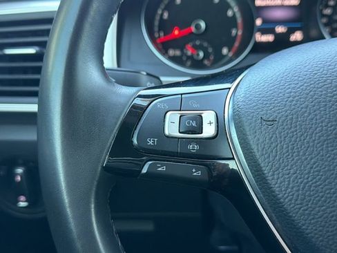 Used 2019 Volkswagen Atlas SE image 27