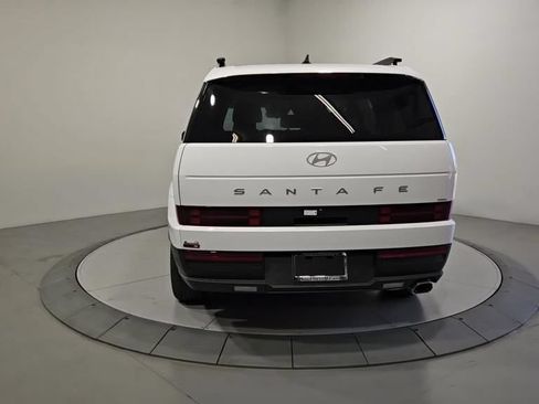 Certified 2025 Hyundai Santa Fe SEL AWD/4WD image 4