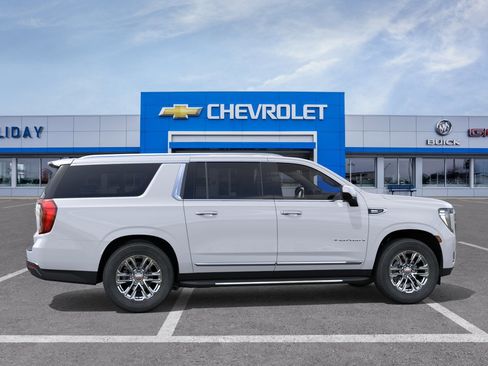 Certified 2023 GMC Yukon XL SLT AWD/4WD image 5