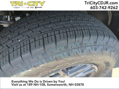 New 2025 Jeep Wrangler Sport S image 34