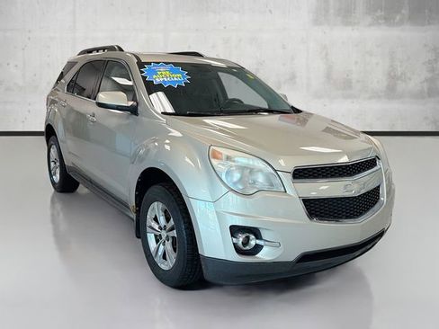 Used 2011 Chevrolet Equinox LT w/ Driver Convenience Package image 3