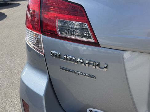 Used 2014 Subaru Outback 2.5i Limited AWD/4WD image 11