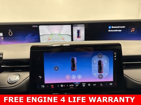 Used 2024 Lincoln Nautilus Reserve w/ Equipment Group 202A image 18