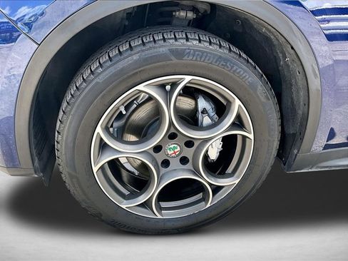 Used 2018 Alfa Romeo Stelvio Sport w/ Cold Weather Package image 10