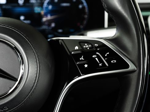 Used 2024 Mercedes-Benz Maybach S 580 4MATIC image 43