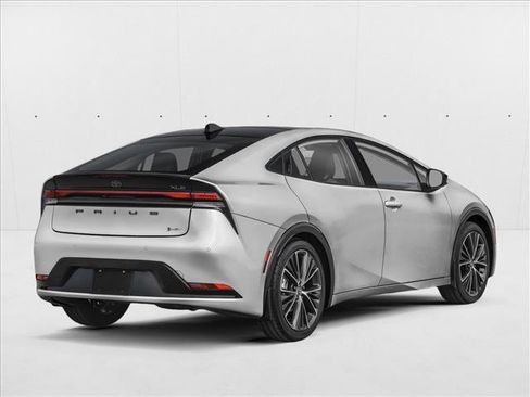 New 2026 Toyota Prius XLE image 2