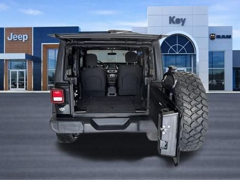 Used 2020 Jeep Wrangler Sport AWD/4WD image 36