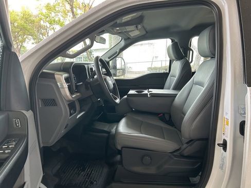 Used 2025 Ford F350 XL w/ 360-Degree Camera Package image 5