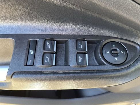 Used 2019 Ford Escape SEL image 14