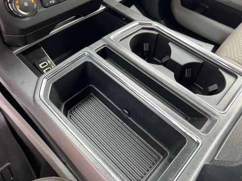 Used 2019 Ford F150 XLT w/ Equipment Group 302A Luxury AWD/4WD image 21