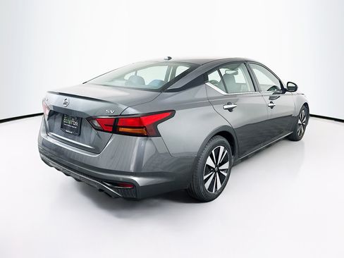 Used 2019 Nissan Altima 2.5 SV FWD image 9