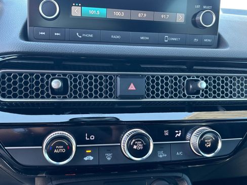 Used 2025 Honda Civic Sport image 15