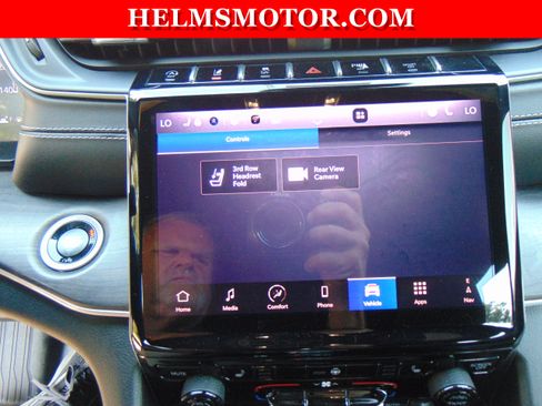 Certified 2024 Jeep Grand Cherokee L Limited RWD image 26
